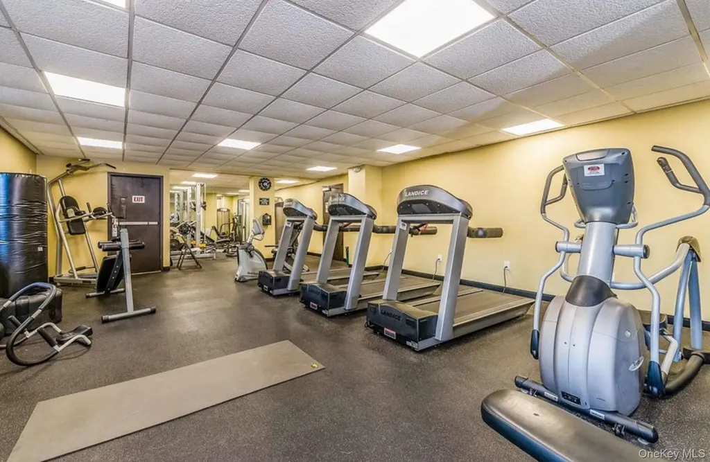 100 W Broadway Long Beach NY 11561