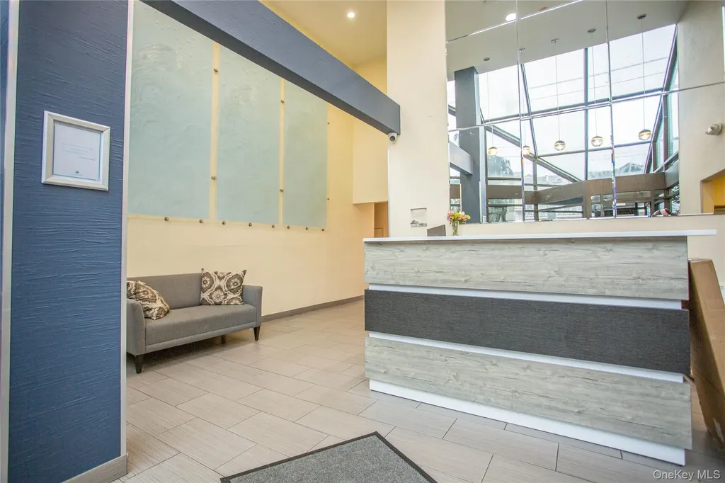 100 W Broadway Long Beach NY 11561