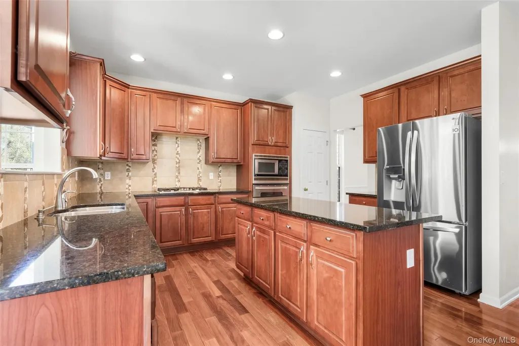 411 Vassar Place Fishkill NY 12524