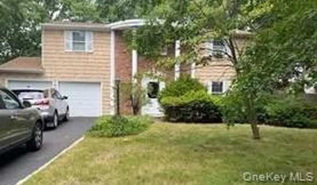 37 Cedar Avenue Coram NY 11727
