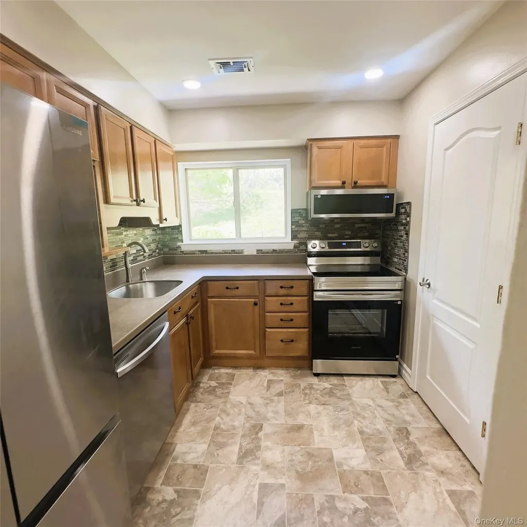 26 Cooper Poughkeepsie NY 12603