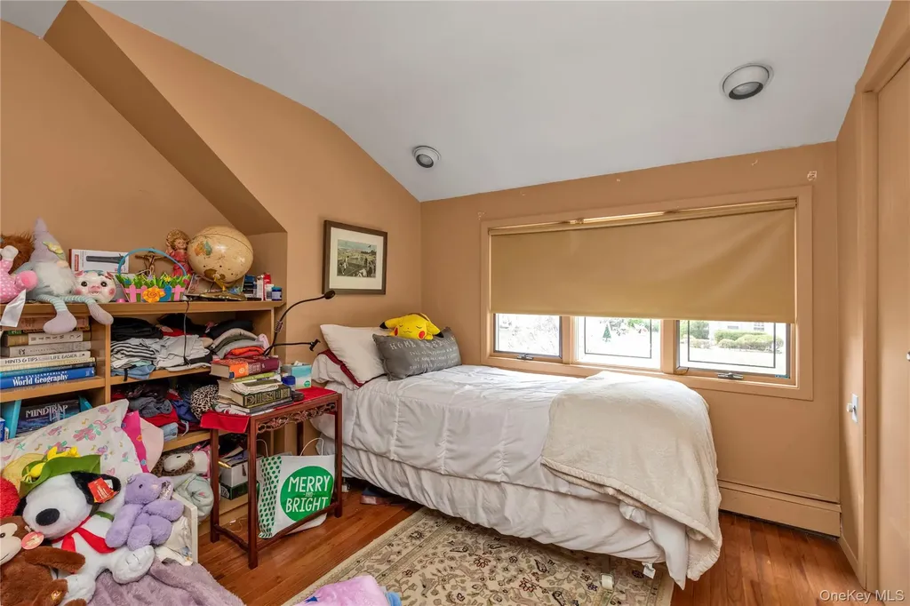 76 Parkview Drive Searingtown NY 11507