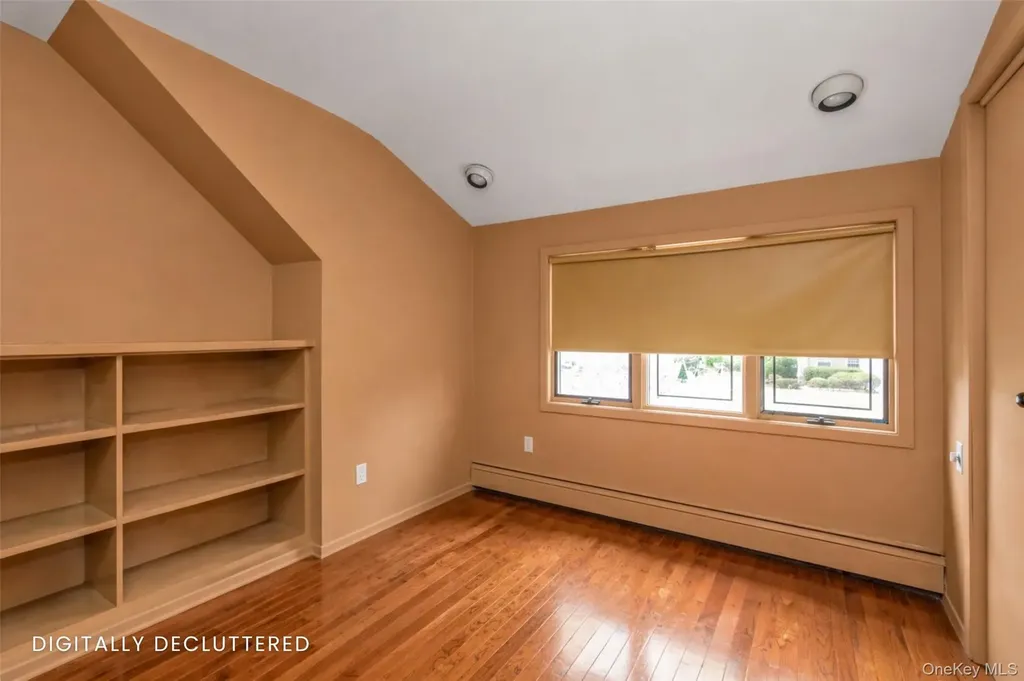 76 Parkview Drive Searingtown NY 11507