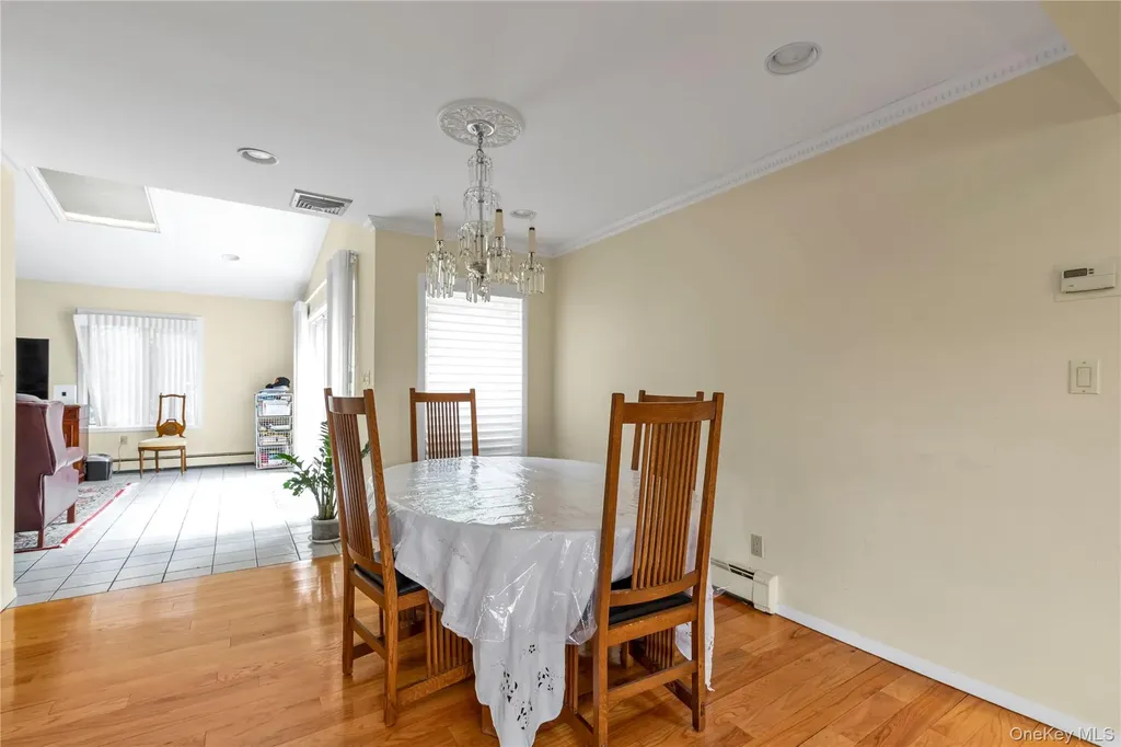 76 Parkview Drive Searingtown NY 11507