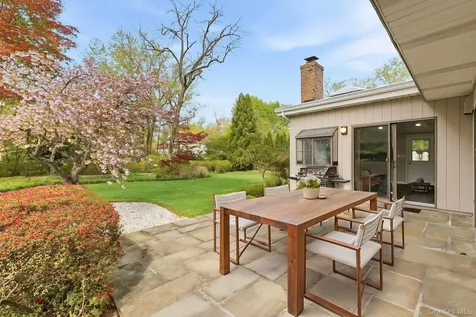 58 Spencer Court Hartsdale NY 10530