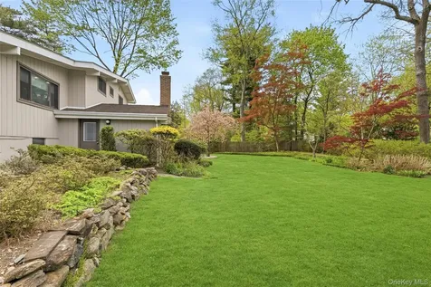 58 Spencer Court Hartsdale NY 10530