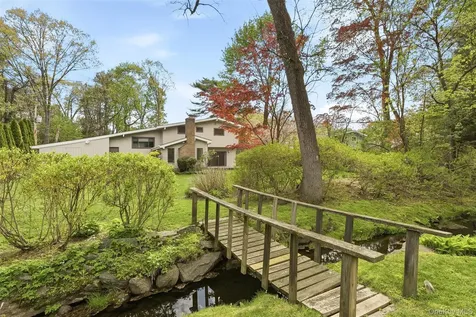 58 Spencer Court Hartsdale NY 10530