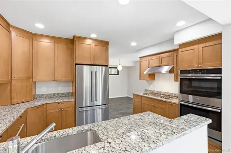 58 Spencer Court Hartsdale NY 10530