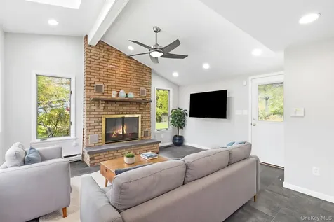 58 Spencer Court Hartsdale NY 10530