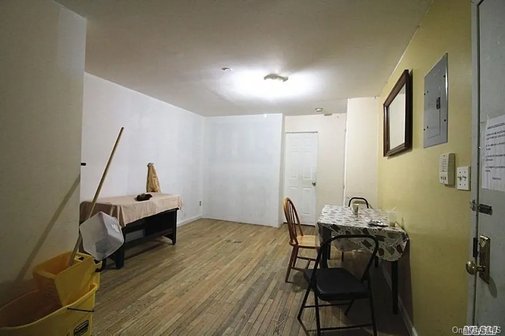 10448 38th Avenue Corona NY 11368