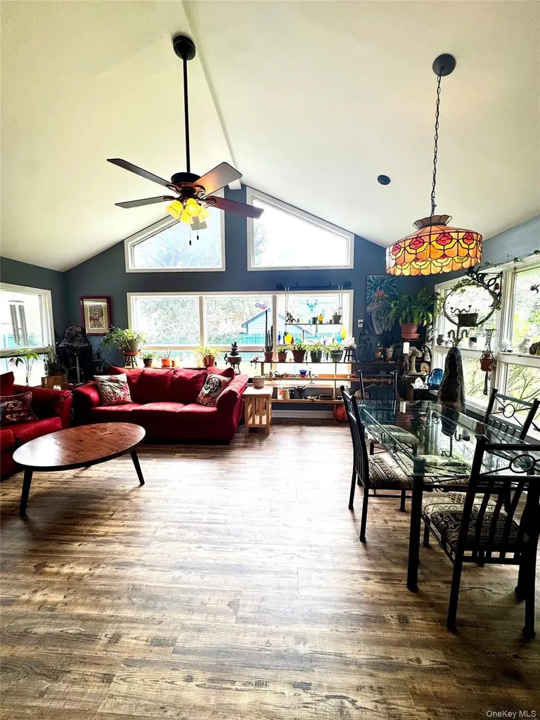 16 Beechwood Terrace Poughkeepsie NY 12601
