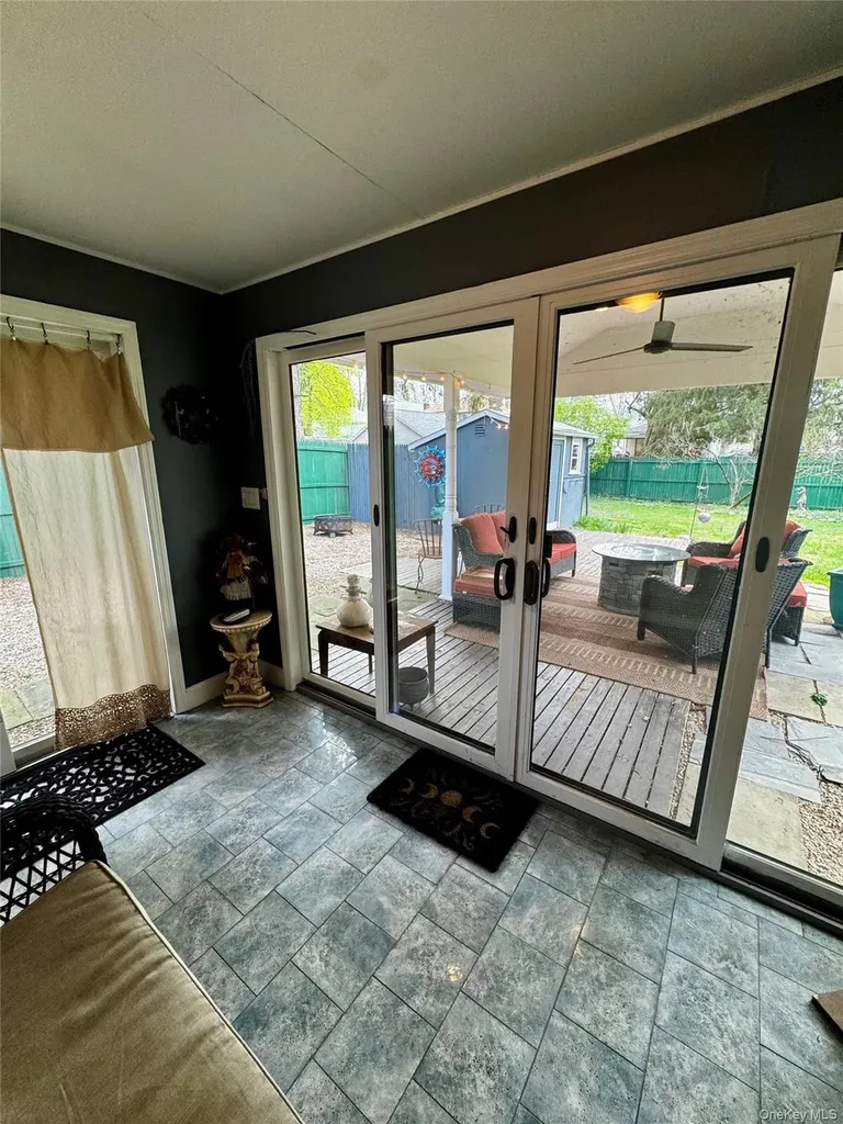 16 Beechwood Terrace Poughkeepsie NY 12601