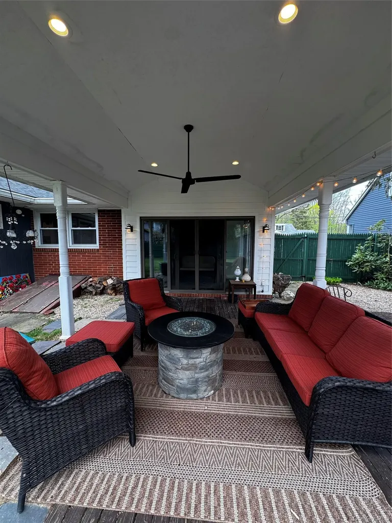 16 Beechwood Terrace Poughkeepsie NY 12601