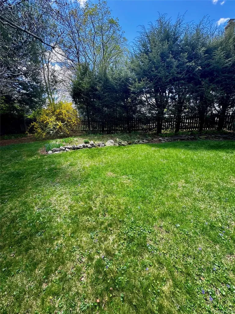 16 Beechwood Terrace Poughkeepsie NY 12601