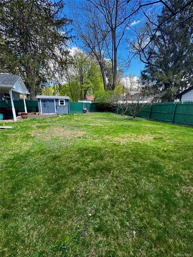 16 Beechwood Terrace Poughkeepsie NY 12601