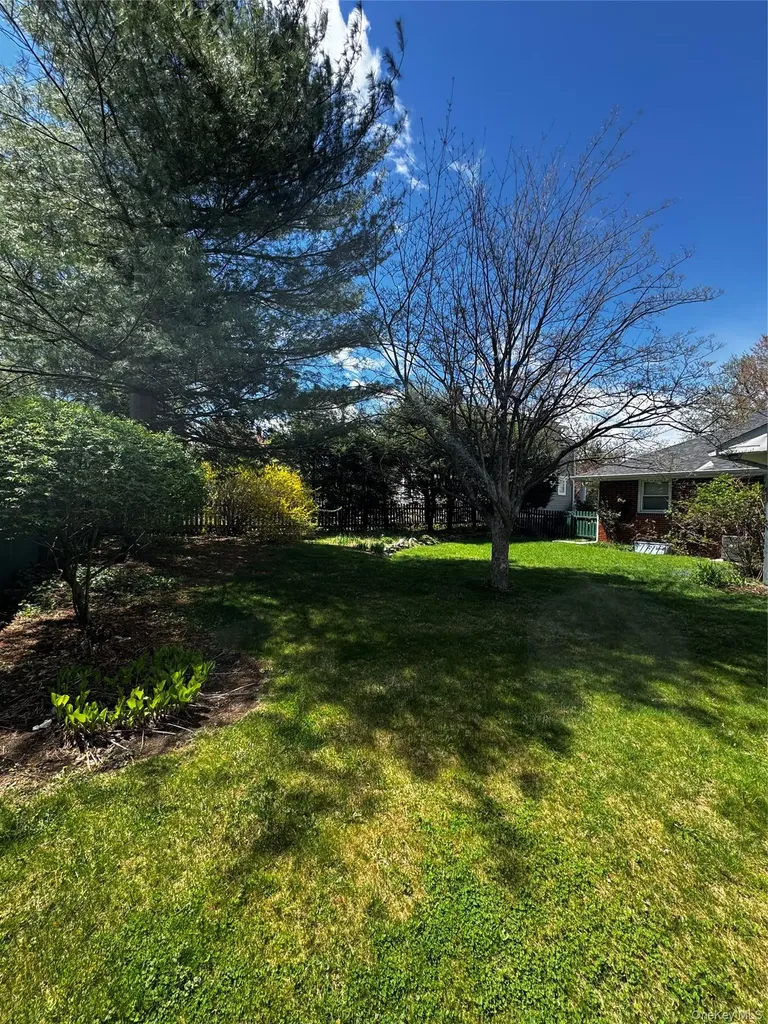 16 Beechwood Terrace Poughkeepsie NY 12601
