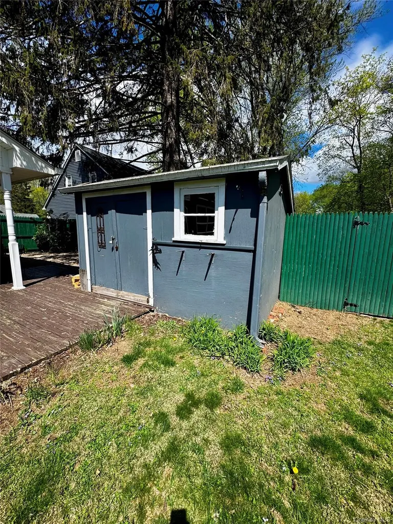 16 Beechwood Terrace Poughkeepsie NY 12601