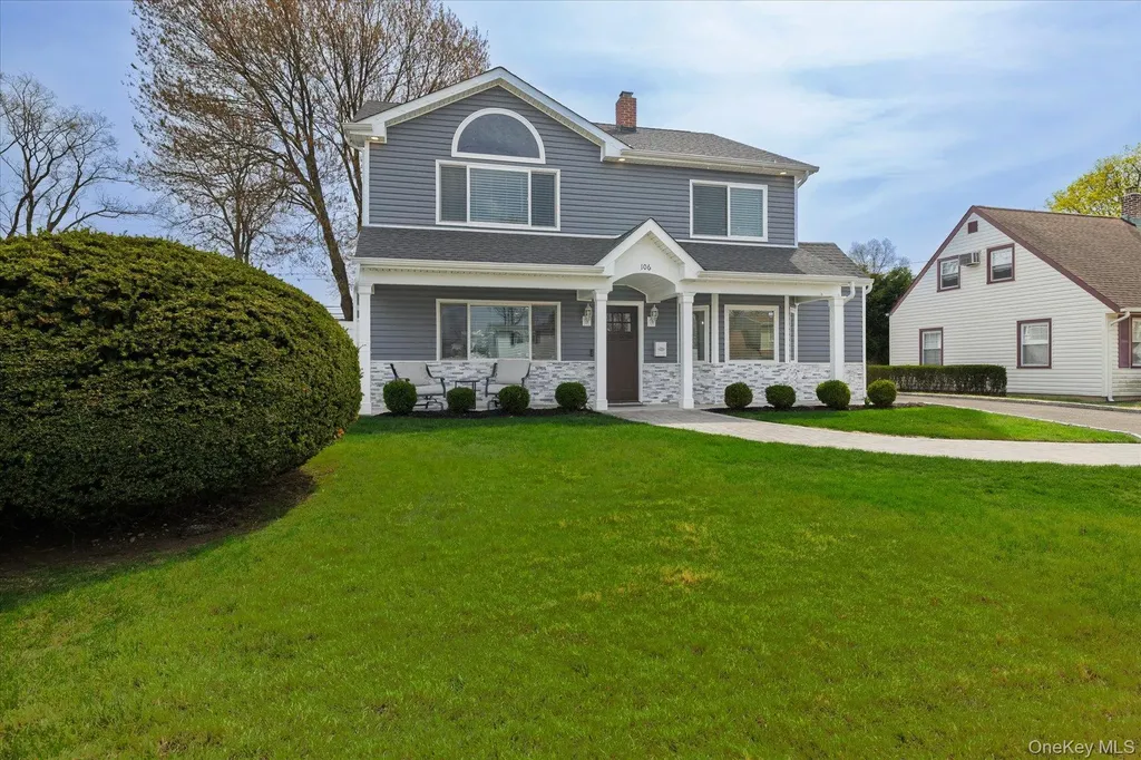 106 Hickory Lane Levittown NY 11756