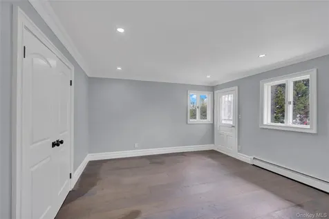 1716 White Street North Bellmore NY 11710