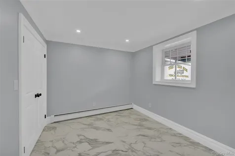 1716 White Street North Bellmore NY 11710