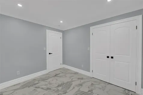 1716 White Street North Bellmore NY 11710