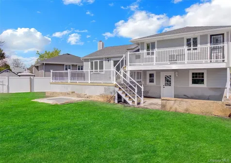 1716 White Street North Bellmore NY 11710