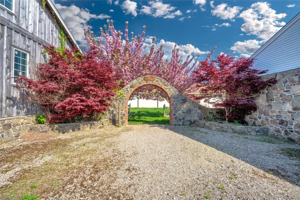 29525 Main Orient NY 11957