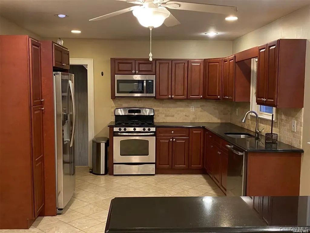 5 Crab Avenue Lynbrook NY 11563