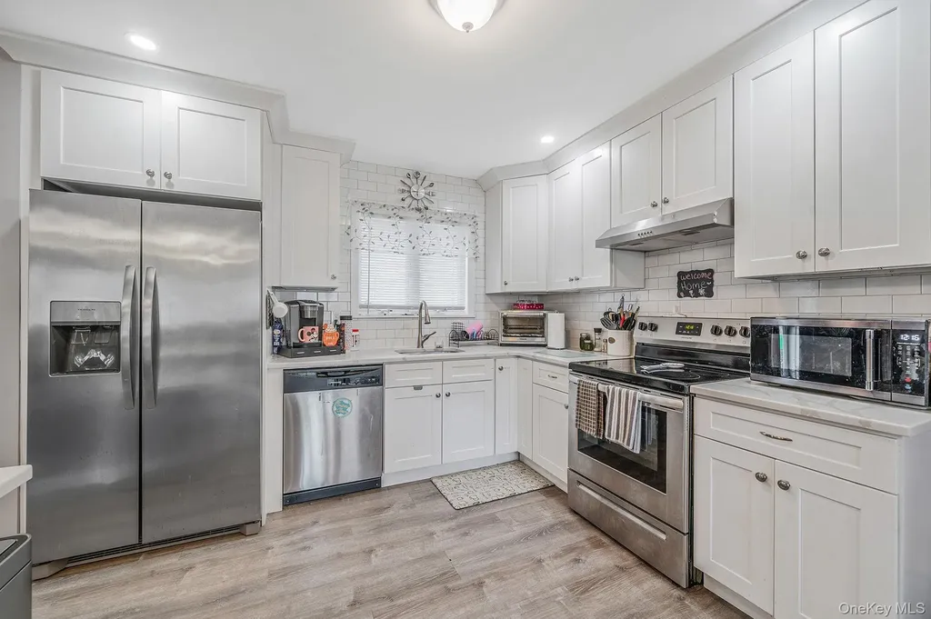 2679 Heather Avenue Medford NY 11763