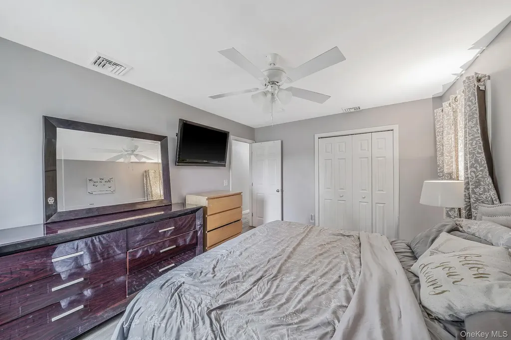 2679 Heather Avenue Medford NY 11763