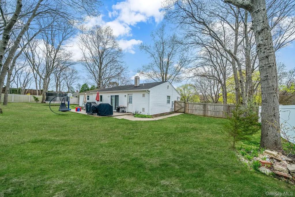 2679 Heather Avenue Medford NY 11763