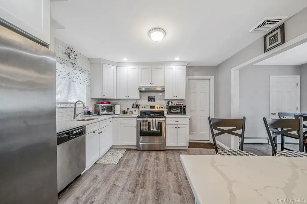2679 Heather Avenue Medford NY 11763