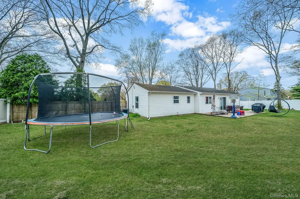 2679 Heather Avenue Medford NY 11763
