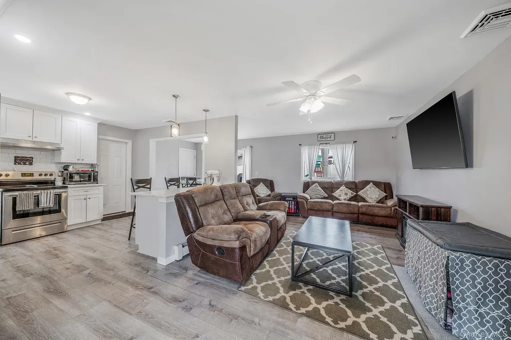 2679 Heather Avenue Medford NY 11763