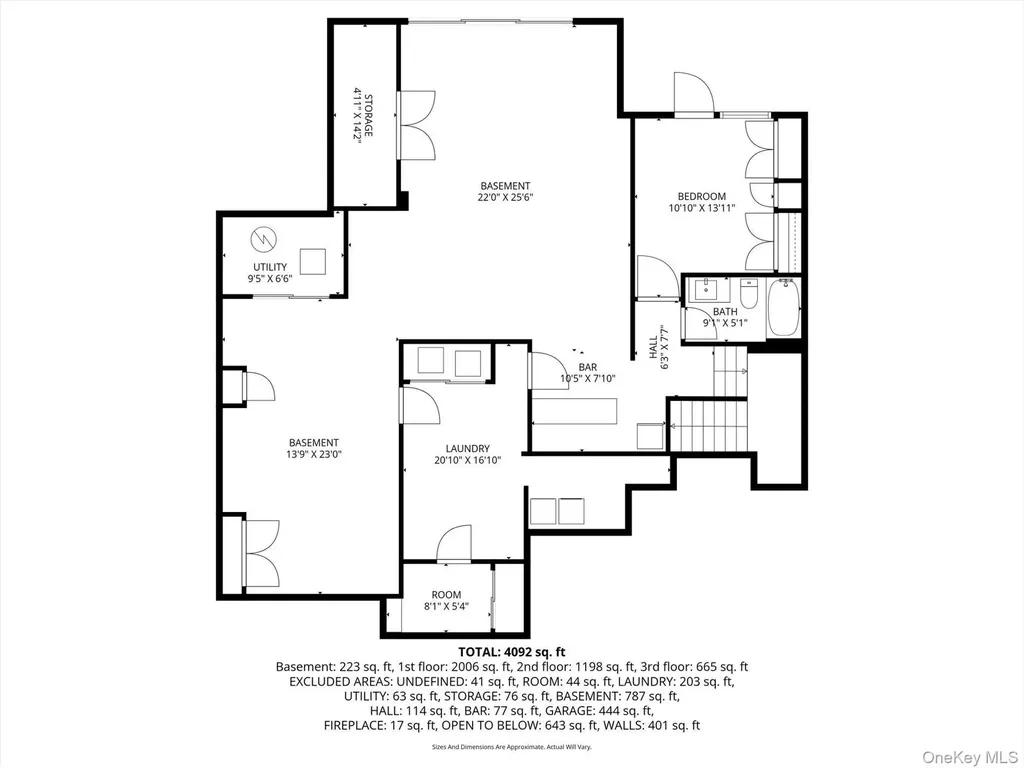 8 Verity Lane Roslyn NY 11576