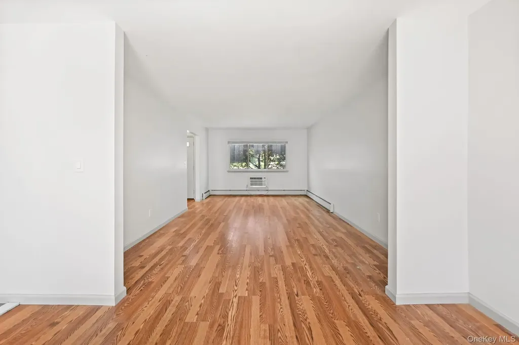 105 Coachlight Square Montrose NY 10548