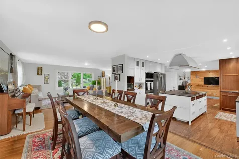 94 Gretna Road Pleasant Valley NY 12569