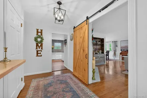94 Gretna Road Pleasant Valley NY 12569