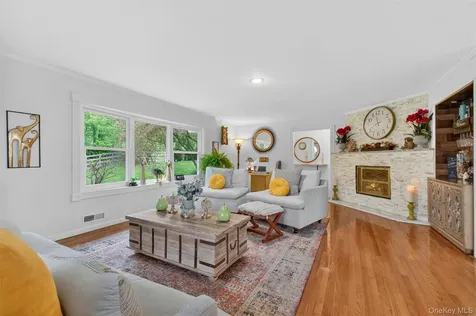94 Gretna Road Pleasant Valley NY 12569