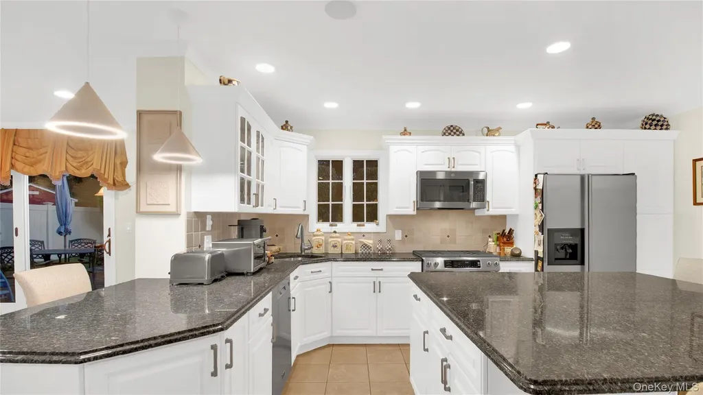 2026 Bliss Place Merrick NY 11566