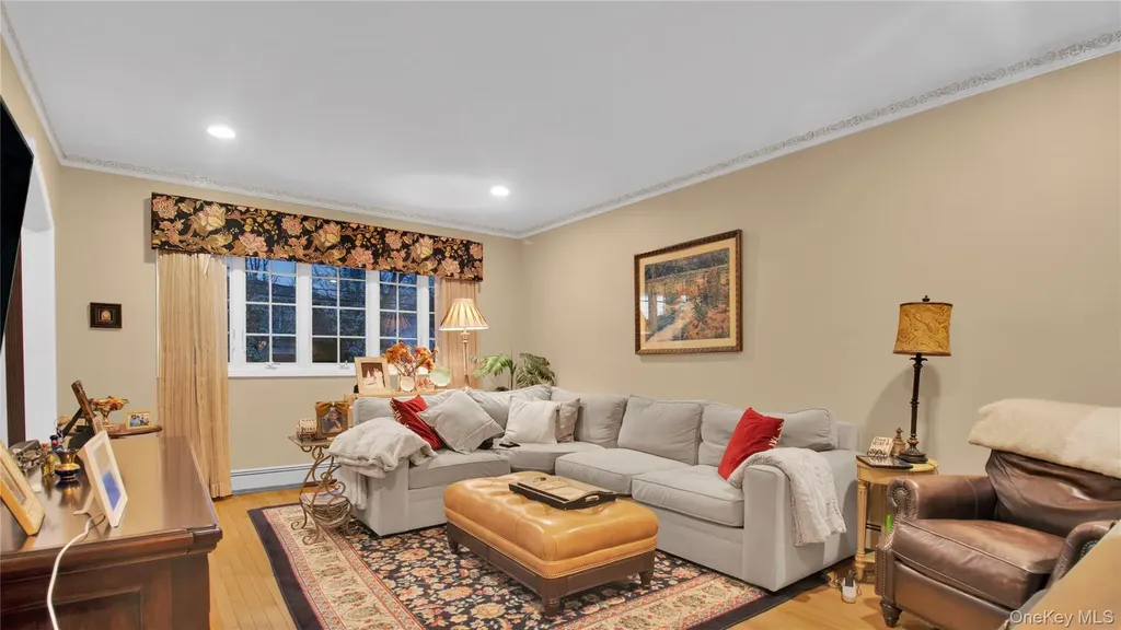 2026 Bliss Place Merrick NY 11566