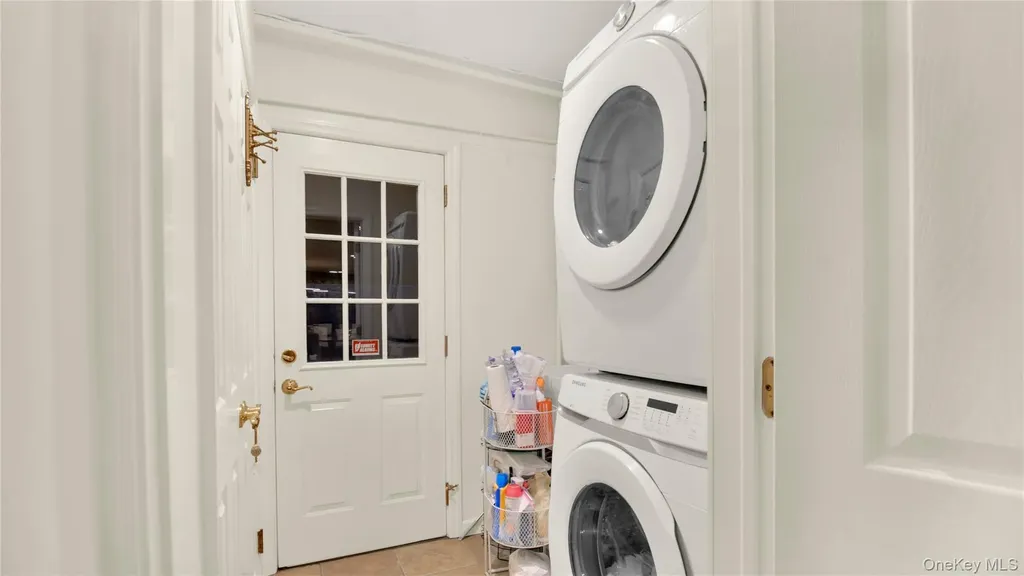 2026 Bliss Place Merrick NY 11566