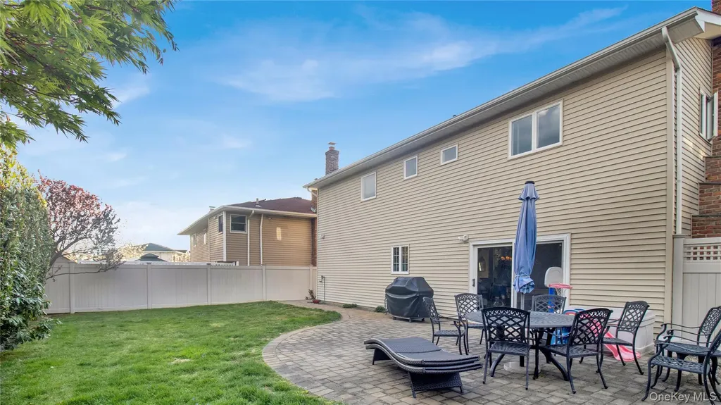 2026 Bliss Place Merrick NY 11566