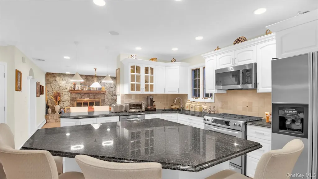 2026 Bliss Place Merrick NY 11566