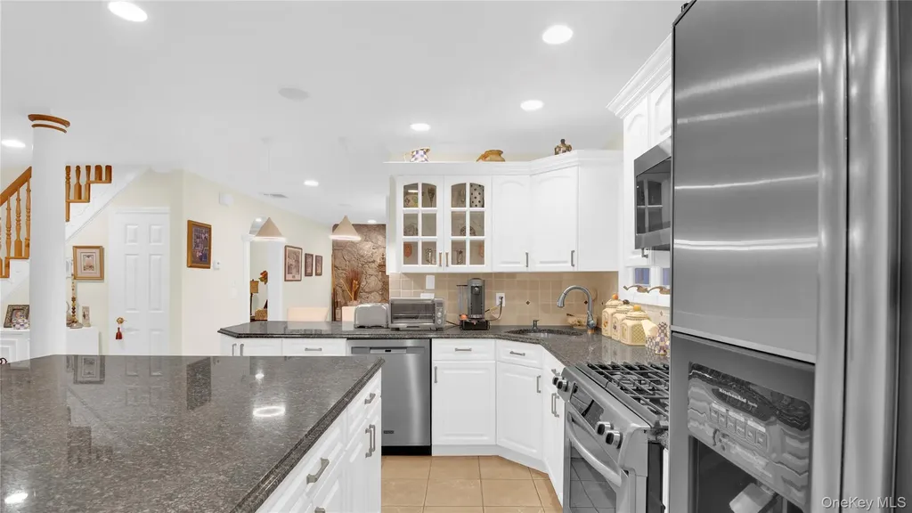 2026 Bliss Place Merrick NY 11566