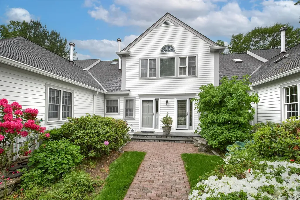 3 Ingleside Lane White Plains NY 10605
