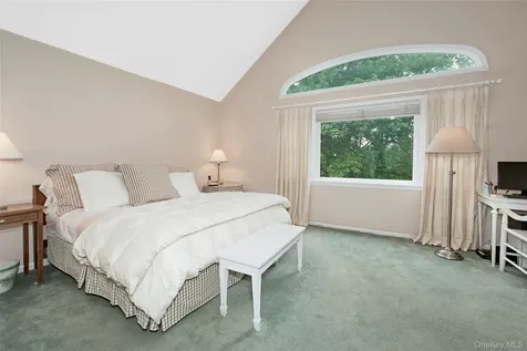 3 Ingleside Lane White Plains NY 10605