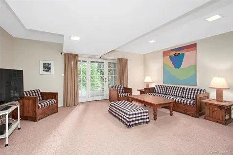3 Ingleside Lane White Plains NY 10605