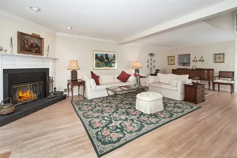3 Ingleside Lane White Plains NY 10605