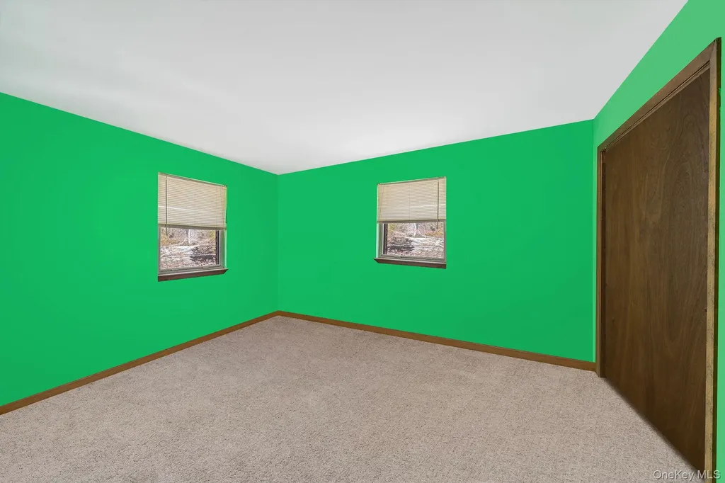 72 W Dennis Lane Coram NY 11727